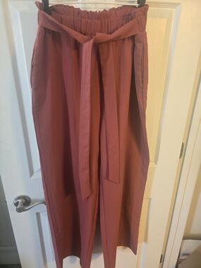 High-Waist Wide Leg Lightweight Pants With Belted Waist In Dusty Rose
